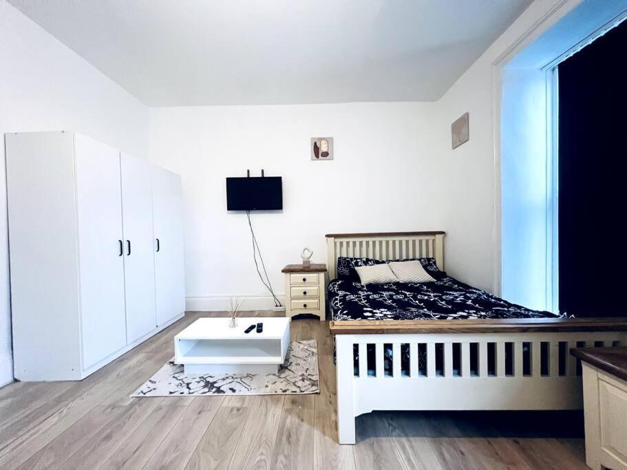 One Bedroom Close To Hyde Park #01 Londra Dış mekan fotoğraf